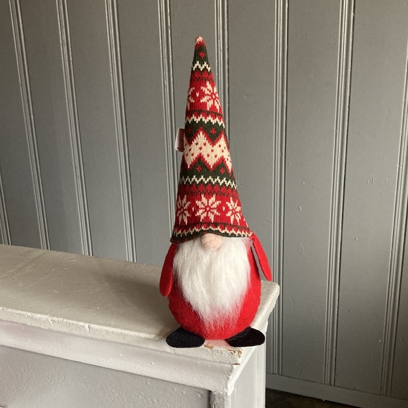 NWT-14” Red Christmas Holiday Gnome Decorstion w/ Red, Cream & Green Sweater Hat - Picture 12 of 17